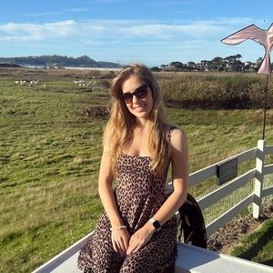 Meet your Posher, Stephanie